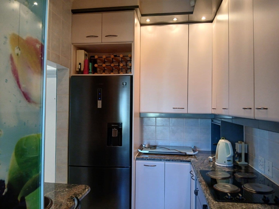 To Let 2 Bedroom Property for Rent in Sea Point Western Cape